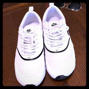 Nike air max thea